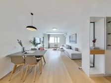 莲 王方晶推荐:花山下,下楼岁宝商超,天健名苑