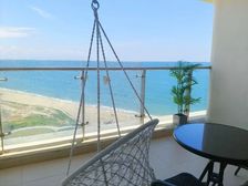 日出东方,虹海湾三期一线海景房,酒店托管,年 收2万起