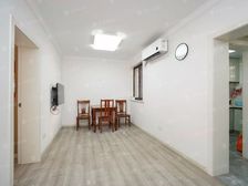 晶波坊 精装修 居住密度低 一楼带双天井 临地铁 看房随时