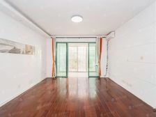 金桥 商业配套齐全 近医院 交通便利 满五