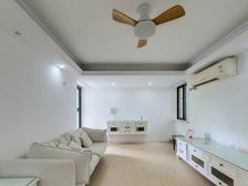 116平大2房2卫单价6万8带露台随时看