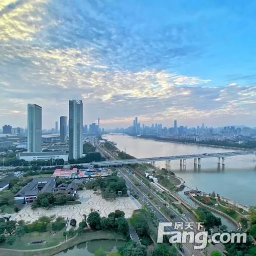 琶洲保利天悦303平豪装四房 南北通透高层景观