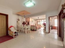 优胜花园 3室2厅 130.84平