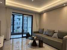 天润华府,精装三房两卫,好楼层,采光视野无遮挡