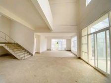 经典甄藏 三正半山临湖大独栋 户型方正 层层看湖 大花园可谈