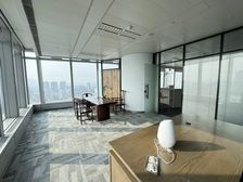 三阳地铁!恒隆广场251平精装带家具!双面采光方正!视野超棒