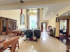 美林香槟小镇 大联排 客厅挑空 首层有南卧 位置好视野开阔