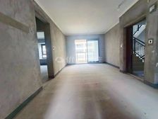 ,洋房4楼,价格可以谈,一梯两户,南北通透,户型方正,