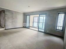 中交中央公园 外玻璃墙 横厅四房朝南和中庭 诚心出售