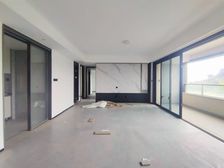 渝北区 阳光城未来悦二期 四房 236万