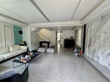 上叠私家电梯!实得430平!附带花园平台!价可刀!地下室明!