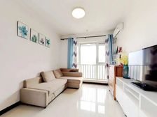 0.5佣鸿坤理想城大满贯 18/18层 正规一室一厅全明户型