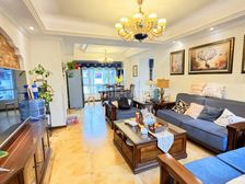 一梯两户豪装三房双卫顶跃带露台带花园送地下室送车位