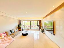 北龙湖足球公园旁 正商祯瑞上镜精装修四房 急售随时看房子