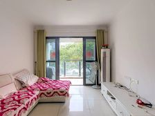 棕榈彩虹;户型好,已装修,带家具家电,可按揭,户型好