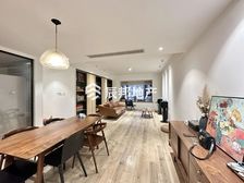 实得170平大三房!正南向安静!保养如新!2个大阳台!送车位