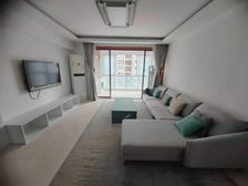 肇家浜核心地点 医疗配套成熟 精装 产权清晰 大两房 带电梯