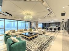 送4车位 业主急卖 8室精装大宅 带泳池 高层一线江景