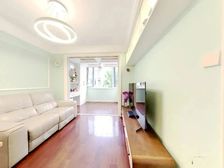 近交小,徐汇和南模。精装双南两房,现一房改厅,中间楼层采光好