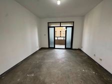地铁口 人车分流 业主非常着急 有钥匙 高区 近宝龙广场 好