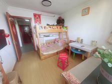 叔包!江川路地铁站200 ,中间楼层双南户型,房东置换