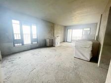 万科皇马郦宫 停车方便 近地铁 南北通透 电梯房 同户型