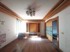 育秀实验现浇房,多层两楼 简单装修 看房方便