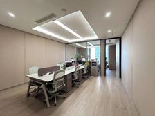 【CBD现房】众秀大厦60㎡起租 | 精装带车位 | 中服地