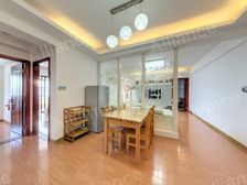 城东 海城花苑 拎包入住三方 正满 视野好 急售 看体育馆