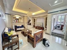 装修边位别墅 500平使用面积 三面花园300平房子保养很好