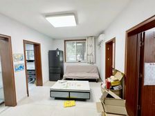 (新房已定,诚售)(婚装30,保养如新)(送家具家电,车位)