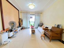 恒大御湖看湖景两房 位置安静保养新 业主诚心出售随时看房