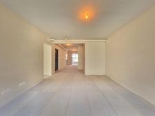 洋房社区,带车位地下室,诚心出售