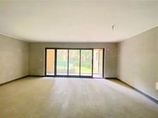 照母山 融创凡尔赛香榭(洋房) 一楼端户200平花园 安心卖