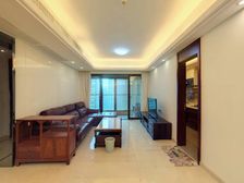 尚东君御 证过五年 装修保养好 交通方便 配套成熟 南向两房