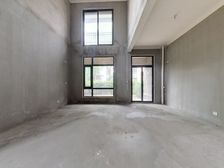 地铁口 次新小区 招商学府 联排别墅 位置安静 房主急售