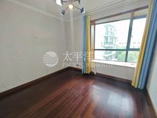 内环内烫金地段,附赠车位,接受长期置换,诚意出售