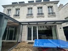 英庭名墅413平户型蕞低价8百万精装5个老虎窗赠3楼