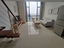 906新上,绿地环球甲级写字楼 120平中层办公房出租近地铁