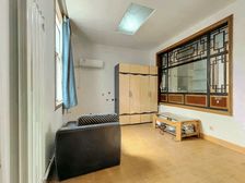 急售拥金1%神州花园2居室空间大低楼层主卧客厅朝南