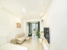 新普陀梅陇带天井+名额未用+随时看房+精装全送+价格可谈急售