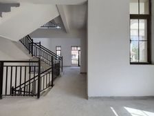 南沙湾御苑 临湖别墅 格局好 看房方便