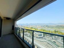 再少50颗丶礼嘉!!江湾大平层丶前后中庭丶双阳台丶随时来电谈