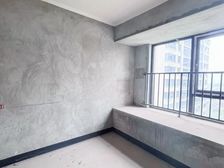 170颗!买龙湖天街旁次新跃层5房,看小区中庭