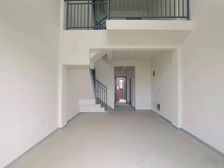 绿地滨江雅苑 122.52平4居 南北向毛坯 方便看房 急售