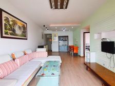 大龙山轻轨站旁 随时看房 拎包入住 业主急售 朝向安静