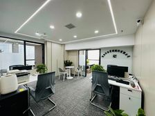 海博广场甲级写字楼 顶层64平 1.7元/平/天