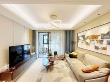 北龙湖南岸 亚新茉莉公馆精装修三房 低价出售随时可看房子