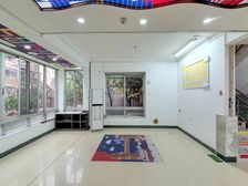 珠江花园 (18号)三层双拼别墅,位置好,安静舒适