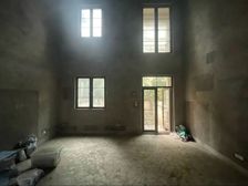 直降50万 汽博 融创竣爵堡法式联排 实得400平 近轻轨站